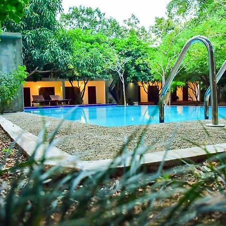 Tropicara Resort Sigiriya Exteriör bild