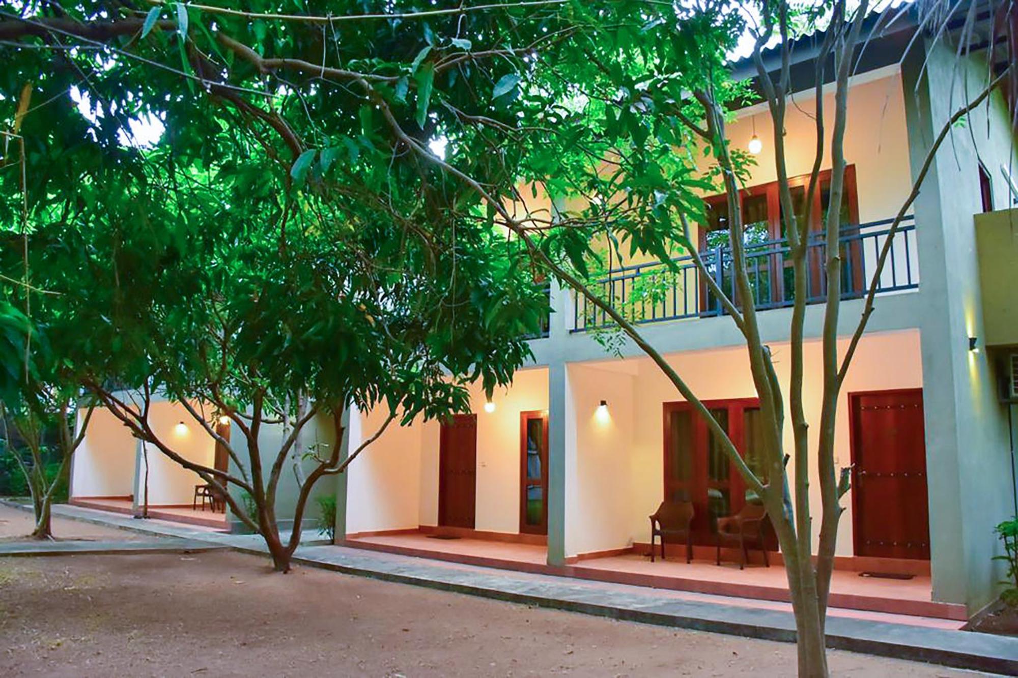 Tropicara Resort Sigiriya Exteriör bild