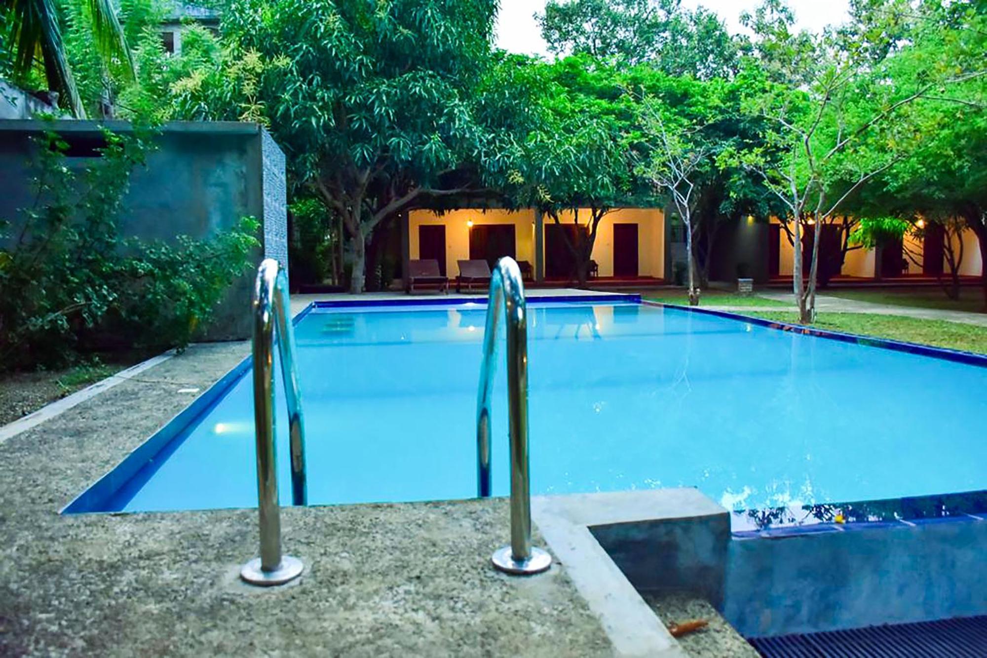 Tropicara Resort Sigiriya Exteriör bild