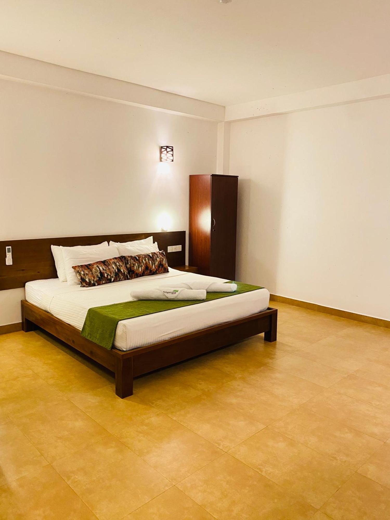 Tropicara Resort Sigiriya Exteriör bild