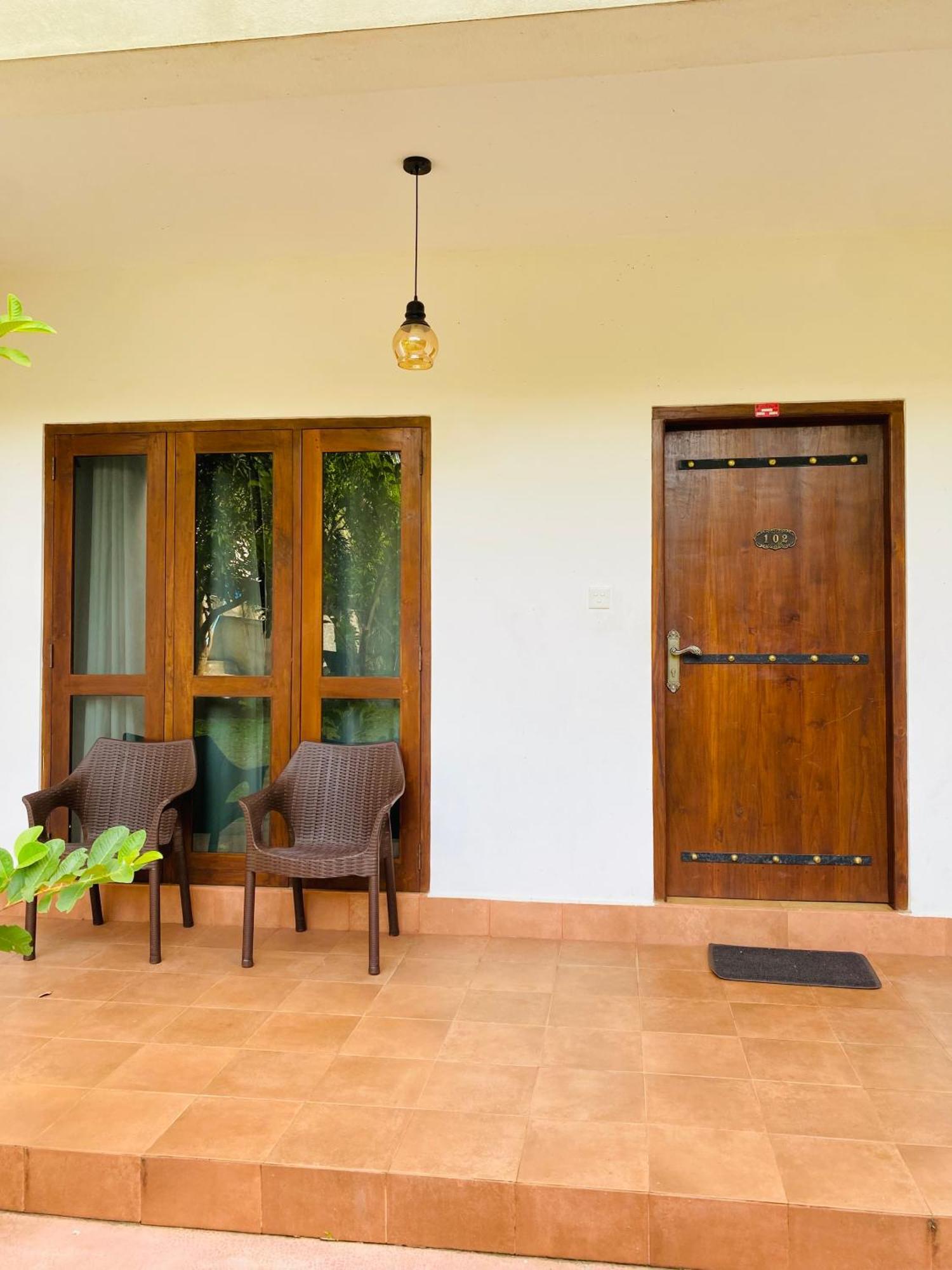 Tropicara Resort Sigiriya Exteriör bild